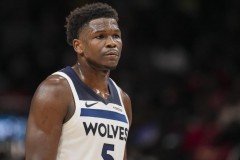 森林狼遭遇3连败跌至西部第七 战绩27胜17负