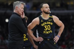 库里确诊跑步膝 科尔透露情况不算严重